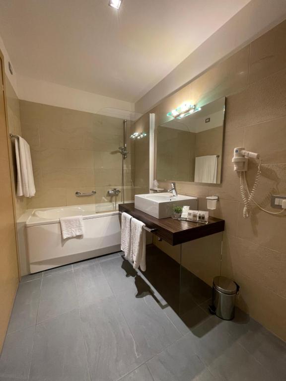 Matrix Hotel & Residence - Studio