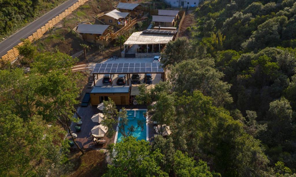 Bazén v ubytování Sea Glamping nebo v jeho okolí
