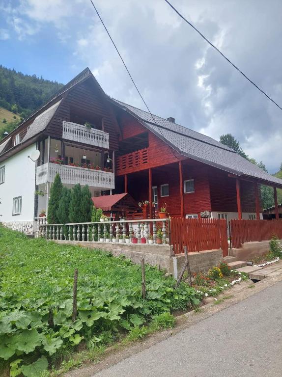 Casa Maria - Housity