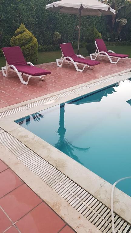 Bazén v ubytování Relaxation Villa with private pool nebo v jeho okolí