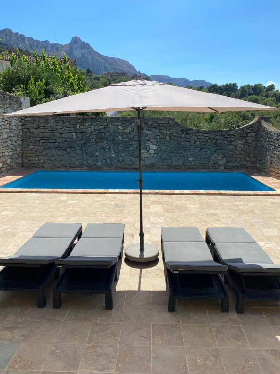 CASA NICOLE Naturaleza, Montañas y Piscina Privada en ...