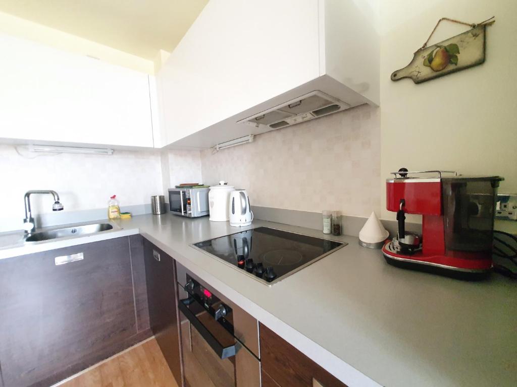 Spacious Modern 1 Bed Apartment - City Centre