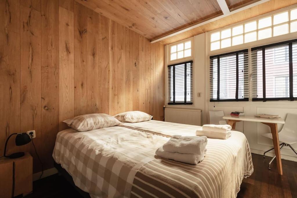 رزرو هتل و هاستل، جدید! آپارتمان معتبر خصوصی در مرکز شهر!, 09197245267