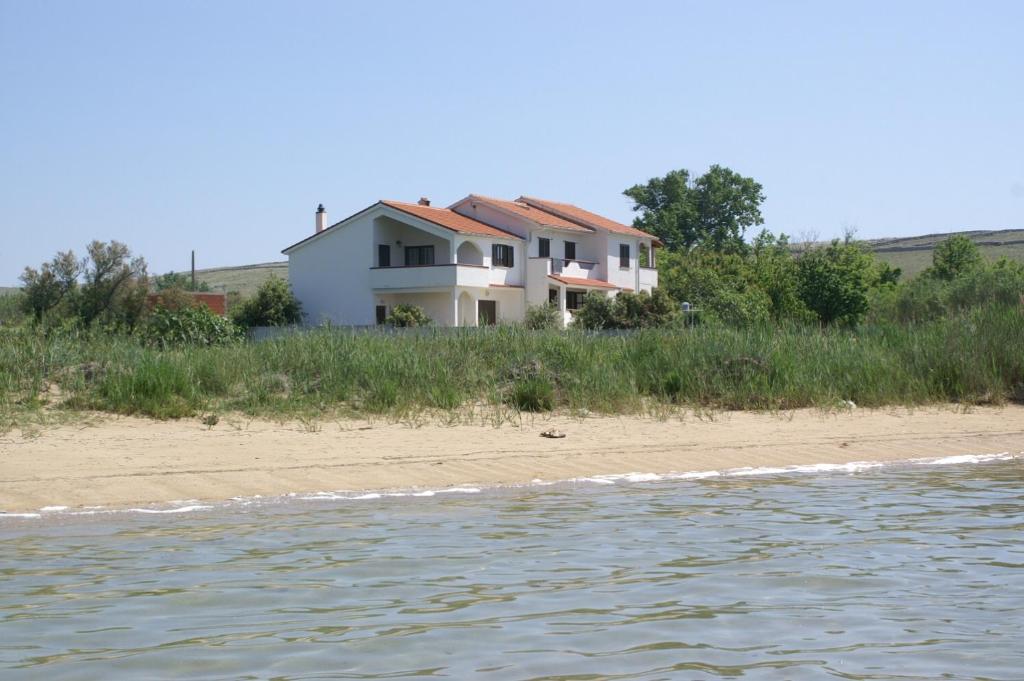 Family friendly seaside apartments Povljana, Pag - 230, Povljana – Updated  2024 Prices