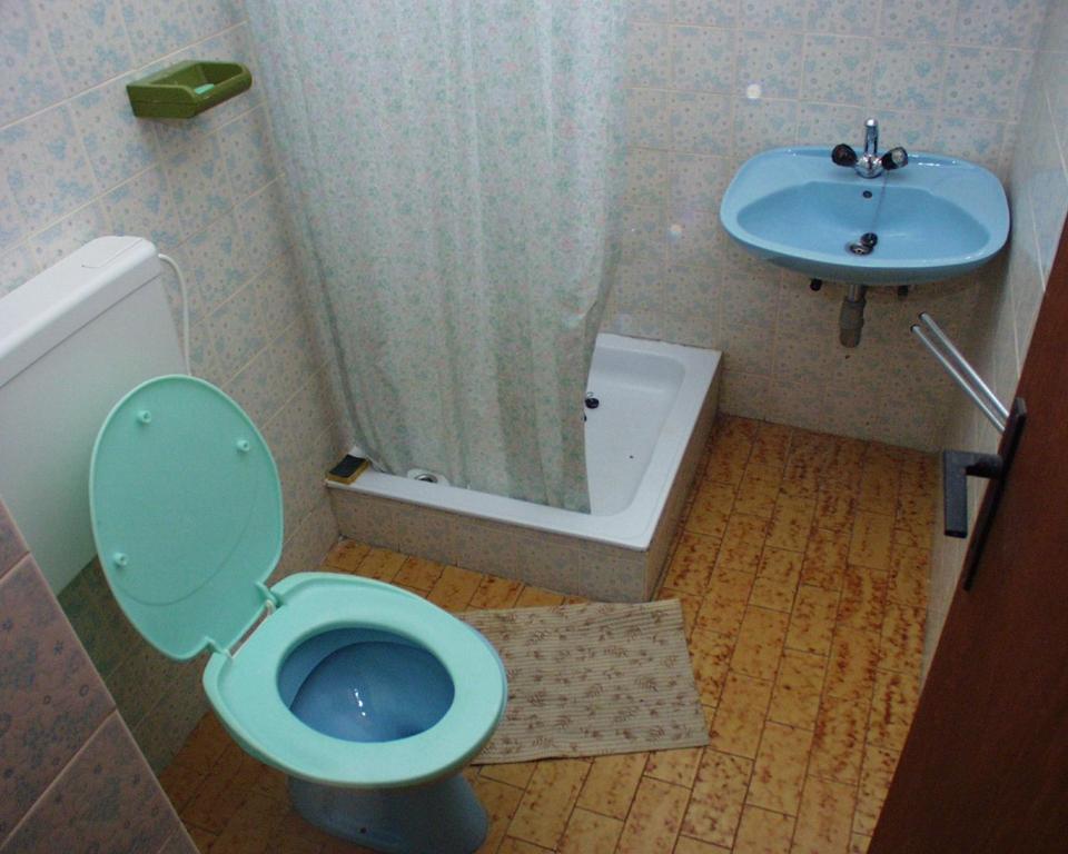 Fotografia z galérie ubytovania Rooms by the sea Metajna, Pag - 206 v destinácii Zubovići