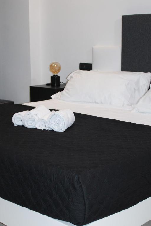 Villa Flora - Deluxe Suite With Spa Bath