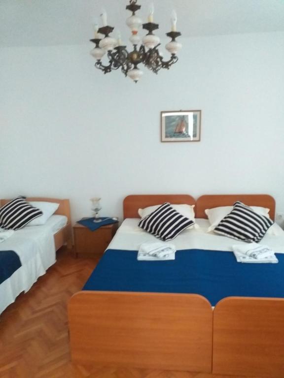Фотография из галереи Apartments by the sea Caska, Pag - 202 в городе Новаля