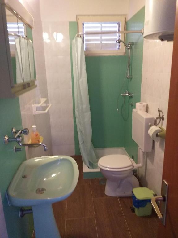 Фотография из галереи Apartments by the sea Caska, Pag - 202 в городе Новаля