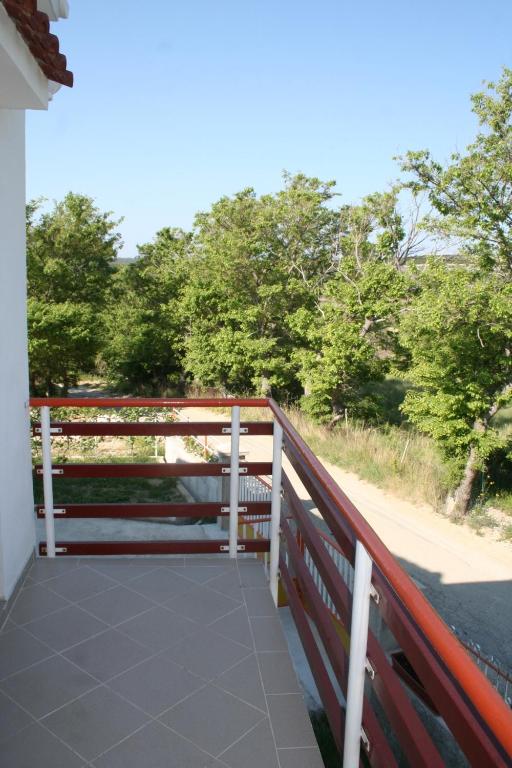 Фотография из галереи Apartments by the sea Caska, Pag - 202 в городе Новаля