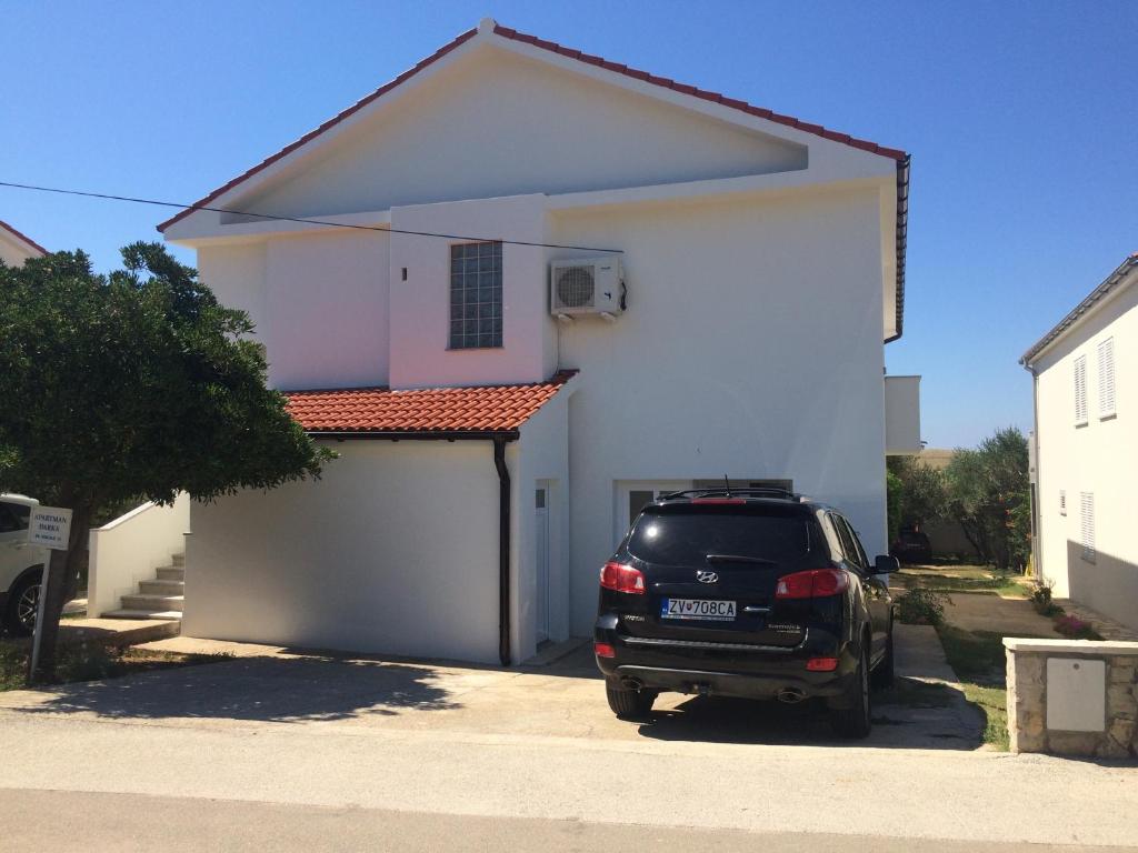 Budynek, w którym mieści się apartament
