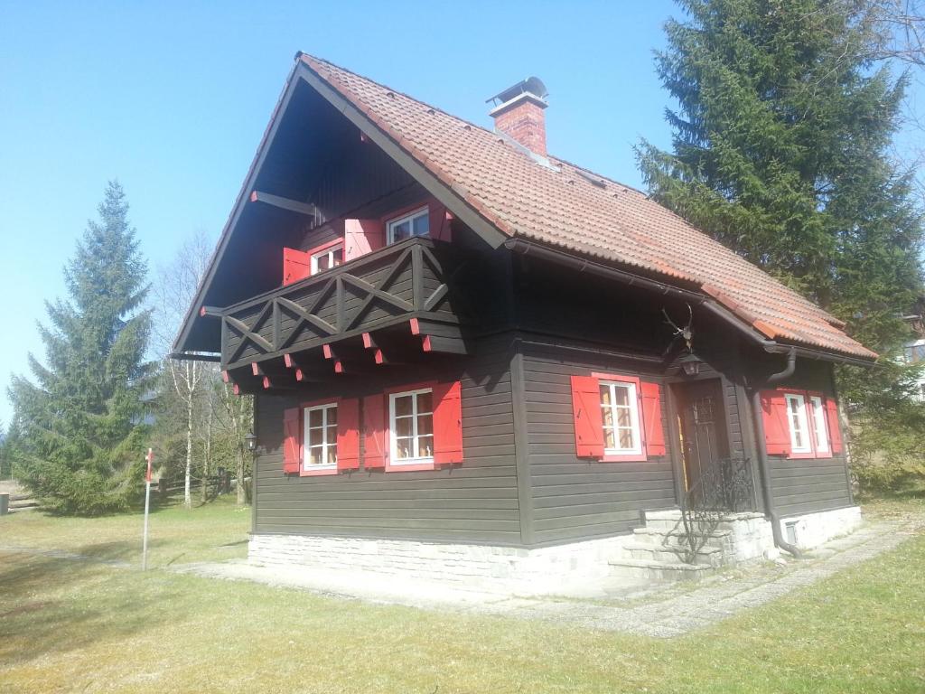 Budova, v ktorej sa dovolenkový dom nachádza
