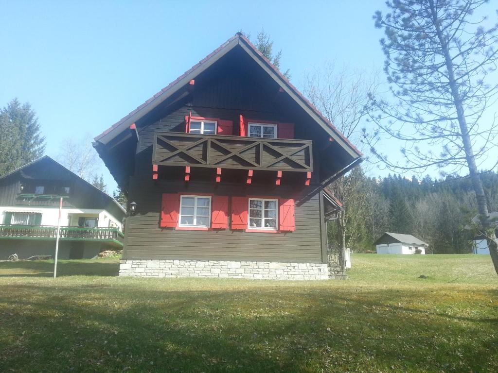 Budova, v ktorej sa dovolenkový dom nachádza