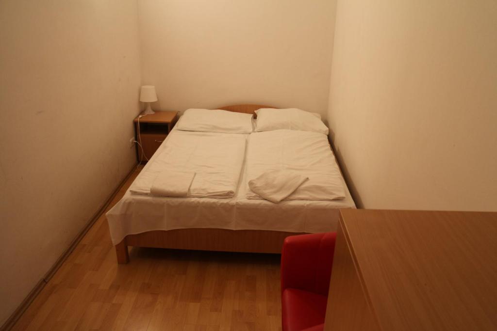 Postel nebo postele na pokoji v ubytování Suite Hotel 200m zum Prater