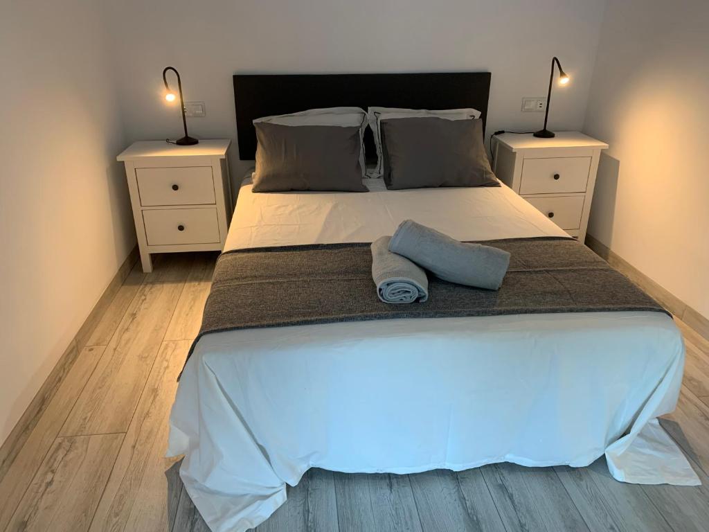 A bed or beds in a room at Brand new in the best location in Marbella