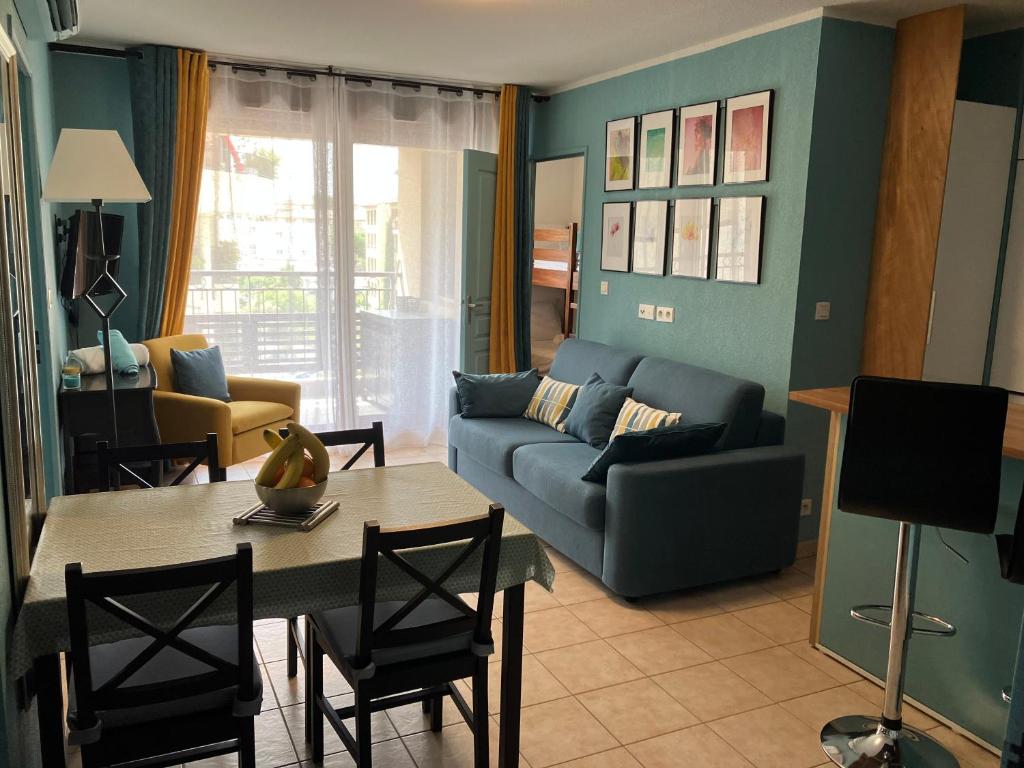 Posedenie v ubytovaní Superbe appartement à Uzès avec place de parking
