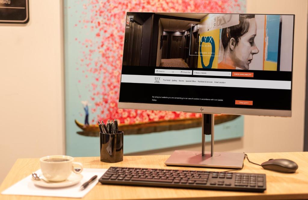 TV a/nebo společenská místnost v ubytování NYX Hotel Bilbao by Leonardo Hotels