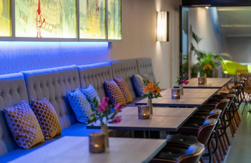 Posezení v ubytování NYX Hotel Prague by Leonardo Hotels