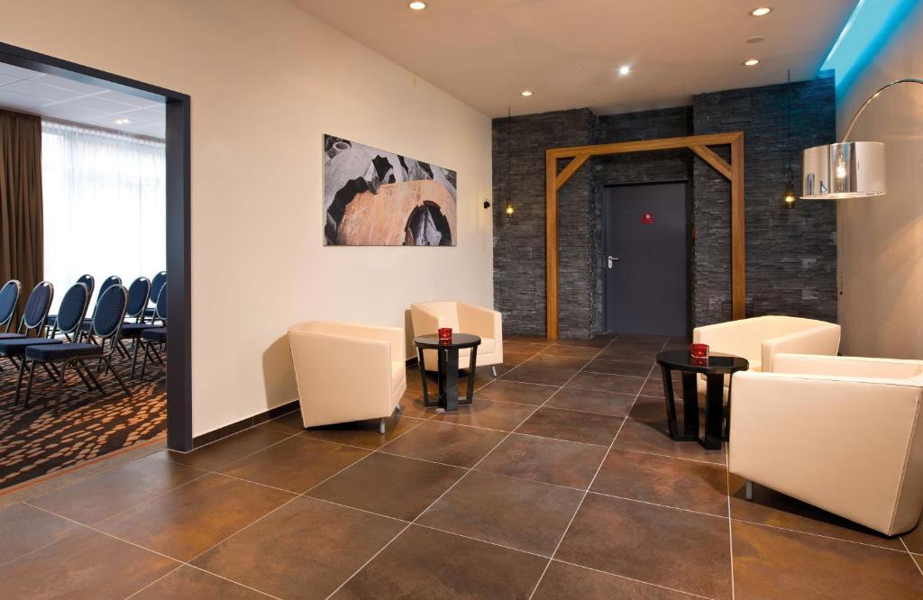 Posezení v ubytování Leonardo Hotel Völklingen-Saarbrücken