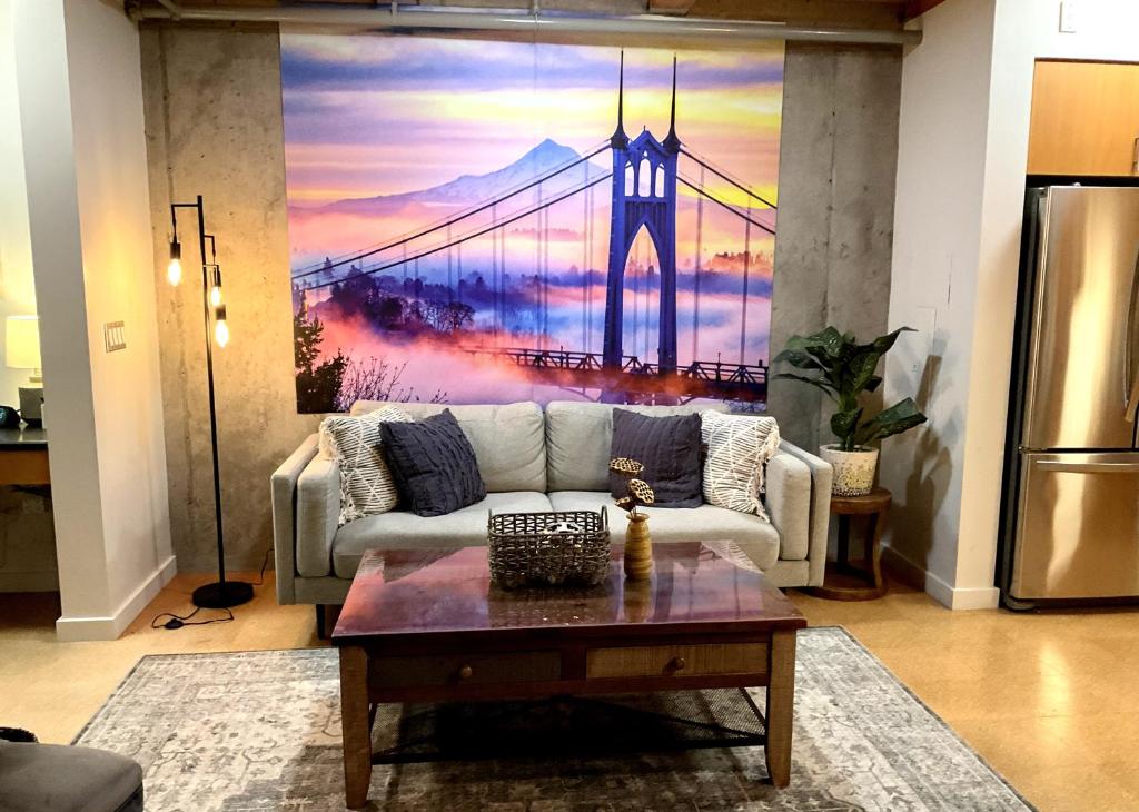 One Mississippi Ave - Adventures in Portland! - Housity
