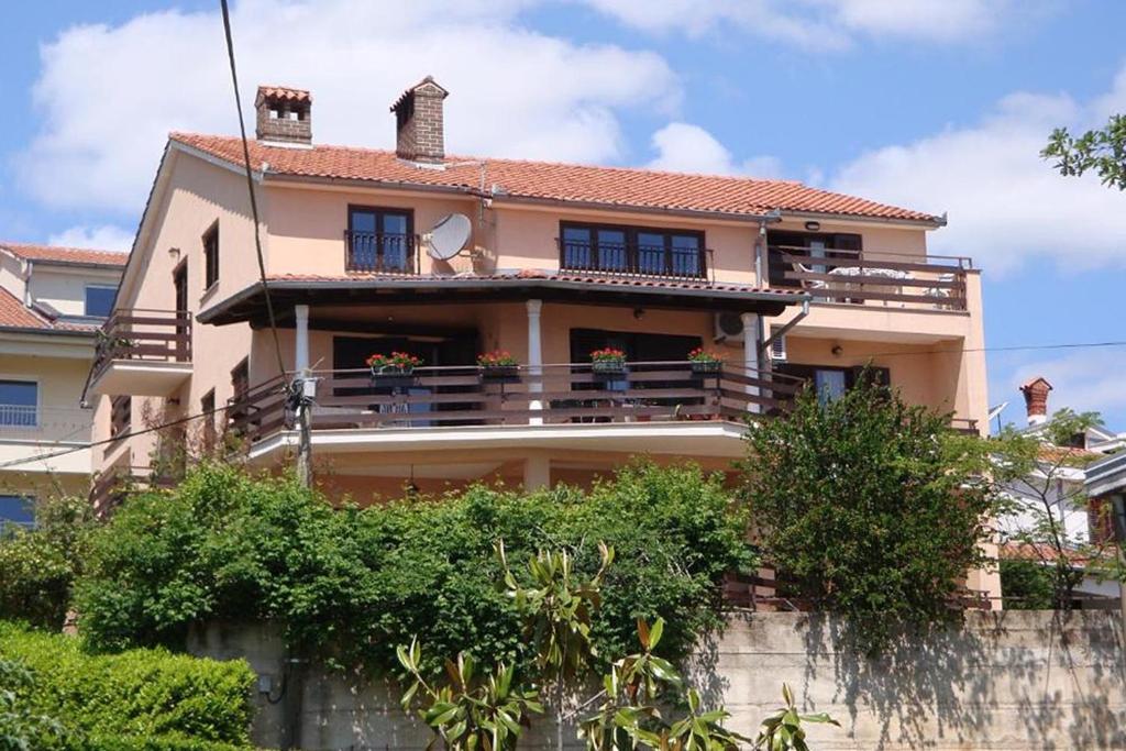 Fotografia z galérie ubytovania Apartments and rooms with parking space Icici, Opatija - 7881 v destinácii Ičići