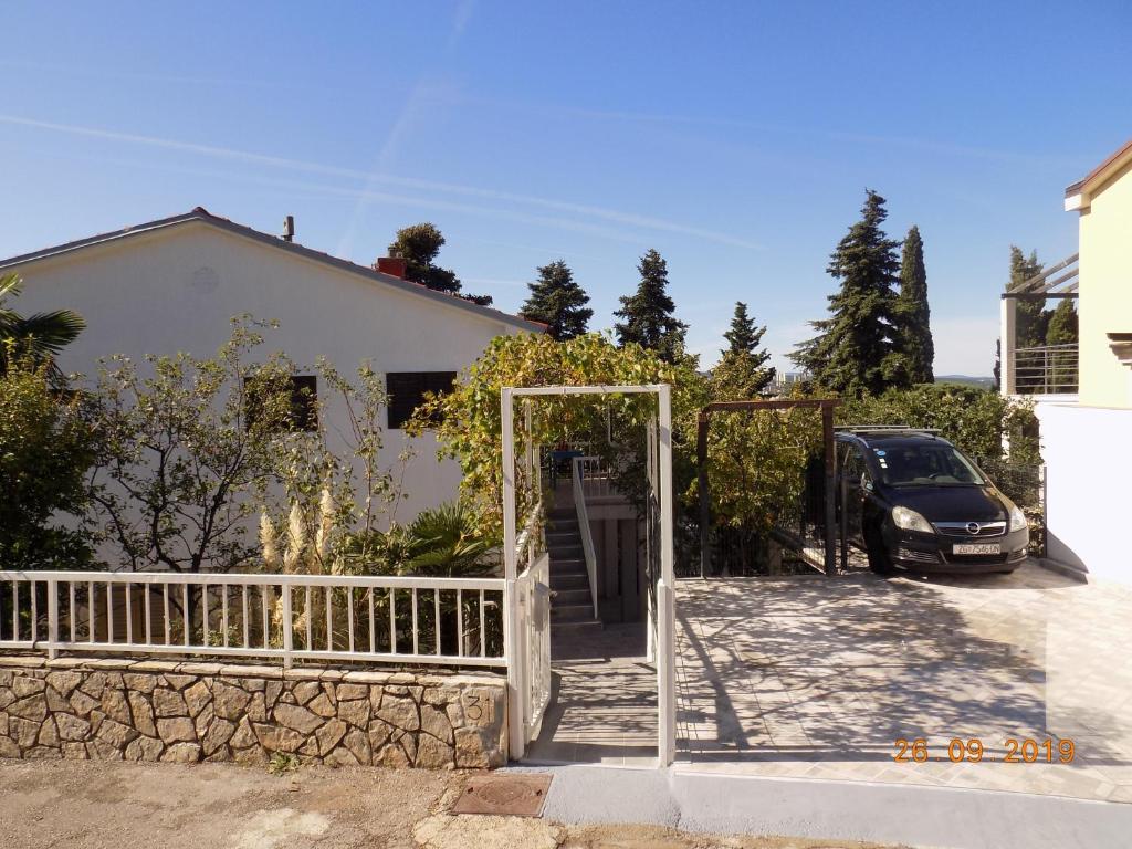 Budova, v ktorej sa apartmán nachádza