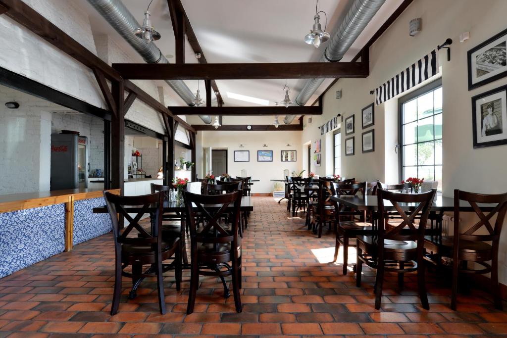 Restaurace v ubytování Kurort Stara Wędzarnia