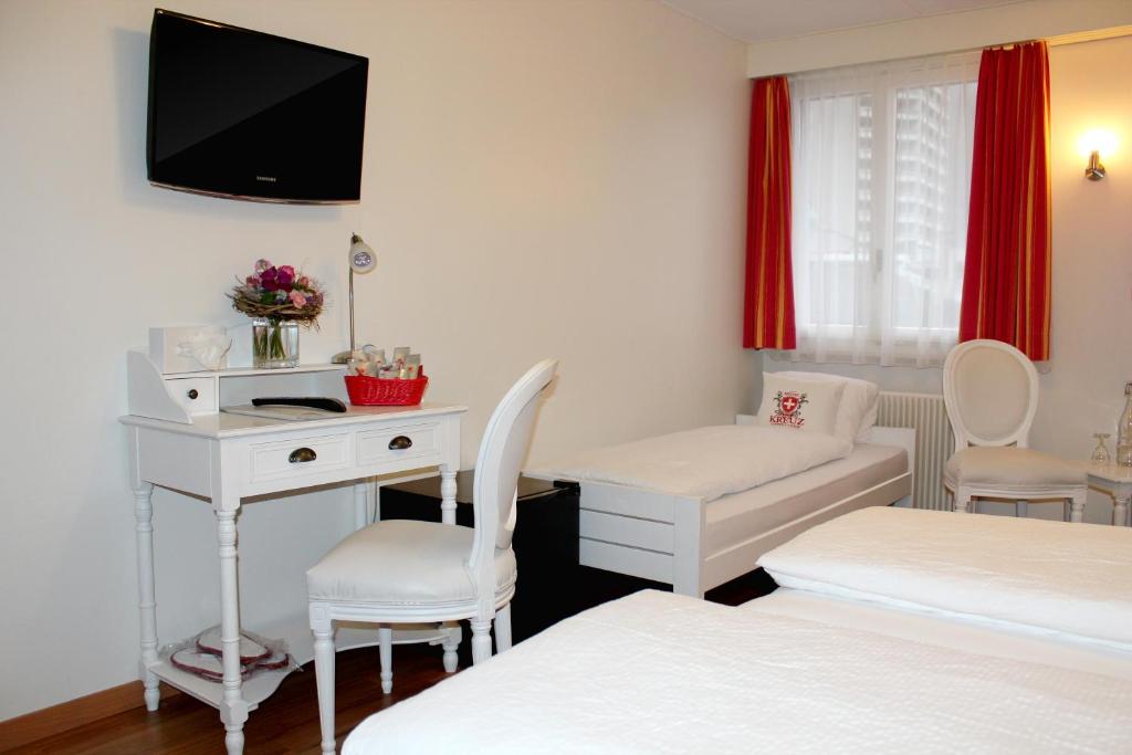 Hotel Weisses Kreuz - Resim 45