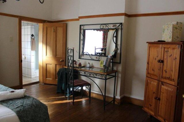 Cecil John Rhodes Guest House - Deluxe Doppel- Oder Zwillingszimmer