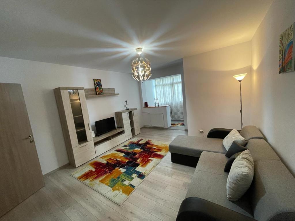 Teodora Home - Housity