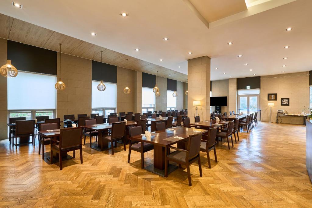 Restaurace v ubytování Hotel Square Ansan