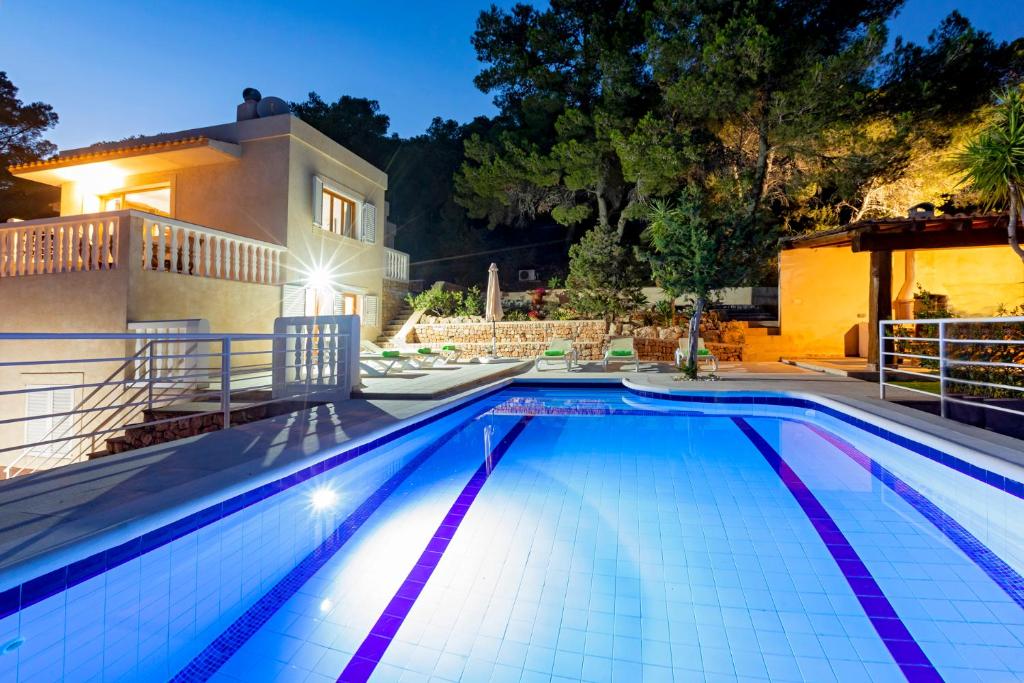 Villa in Ibiza Town, sleeps 6 - Can Damia, Sant Jordi ...