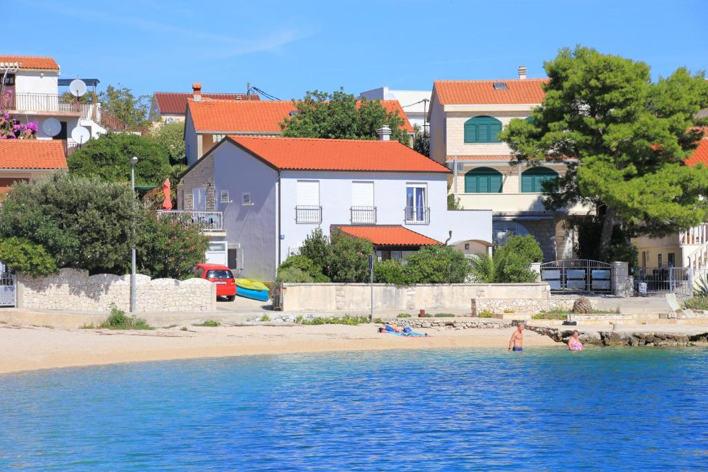 Apartments by the sea Rogoznica - 13012
