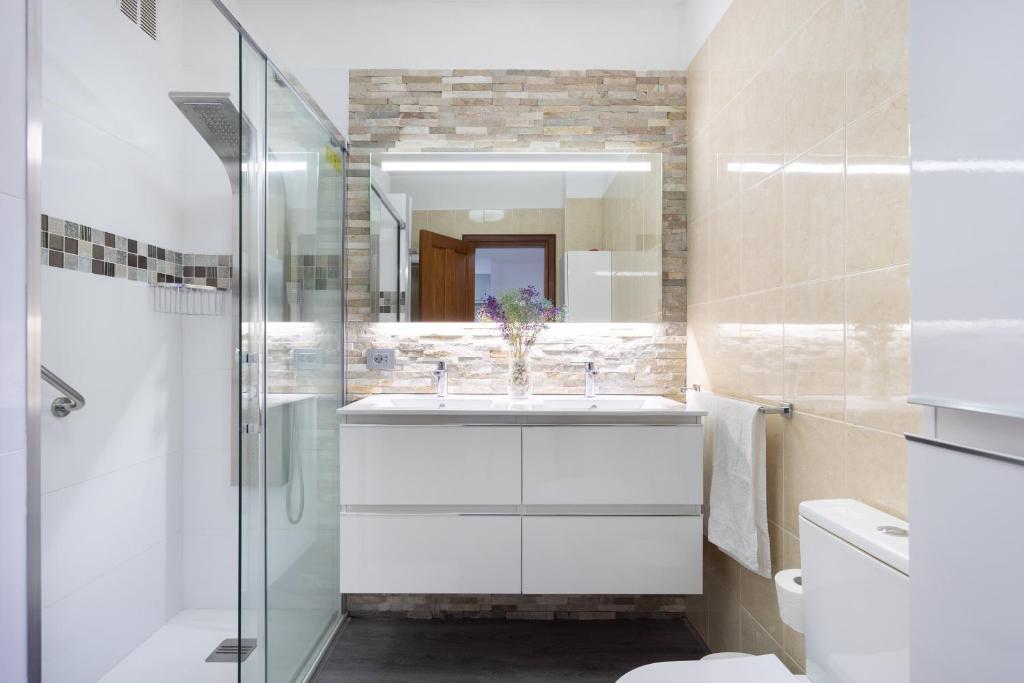 Zdjęcie z galerii obiektu 101 FRESH HOLIDAY HOME By Sunkeyrents w mieście Puerto de Santiago