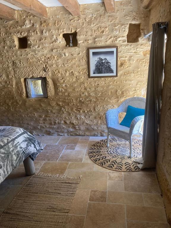 Część wypoczynkowa w obiekcie Logis des 4 fées et son bain nordique