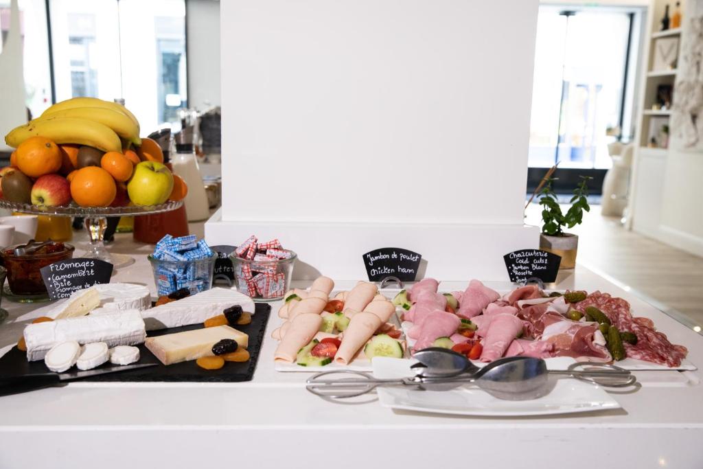 Hôtel Dress Code - Resim 15