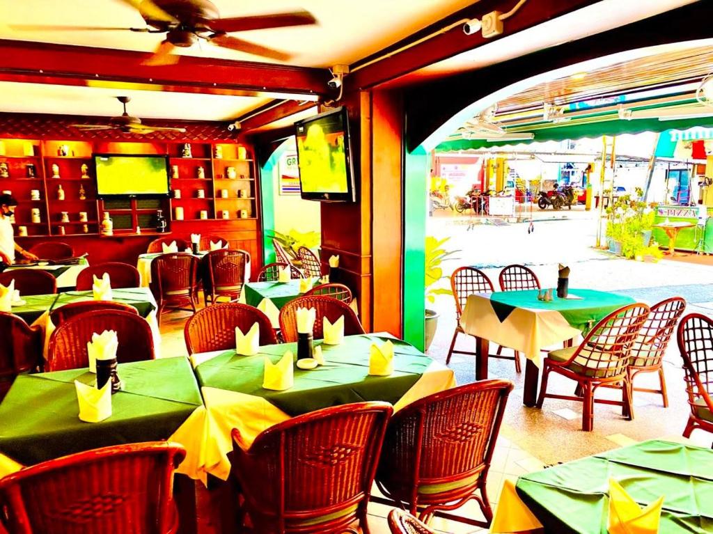 Restaurace v ubytování Grillhütte Patong