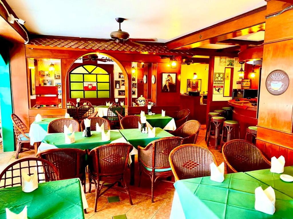 Restaurace v ubytování Grillhütte Patong