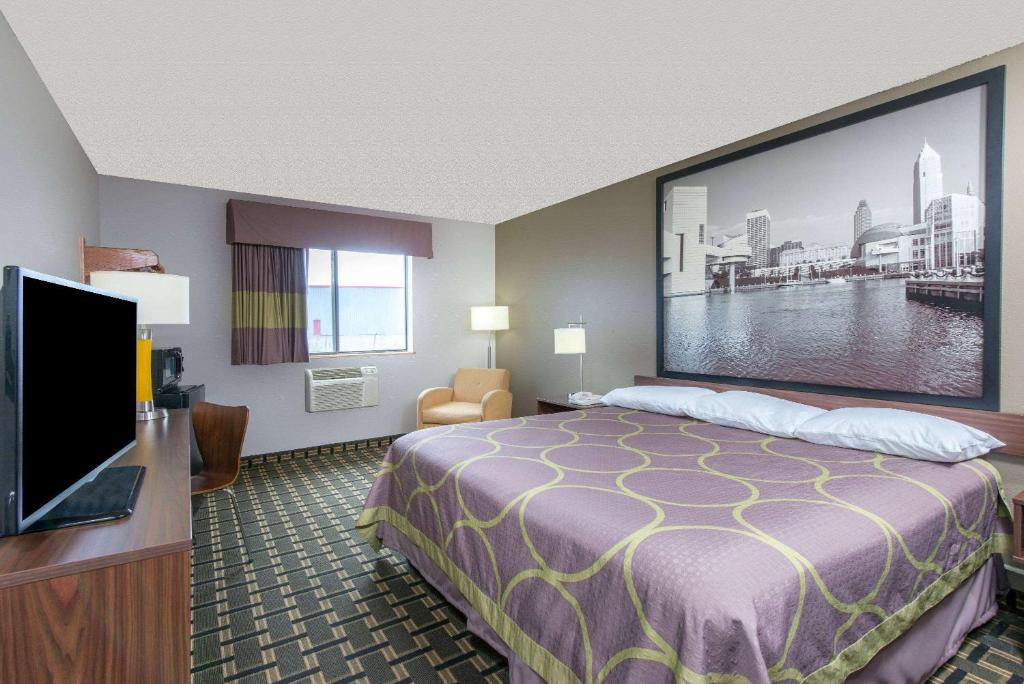 Super 8 by Wyndham Youngstown/Austintown photo