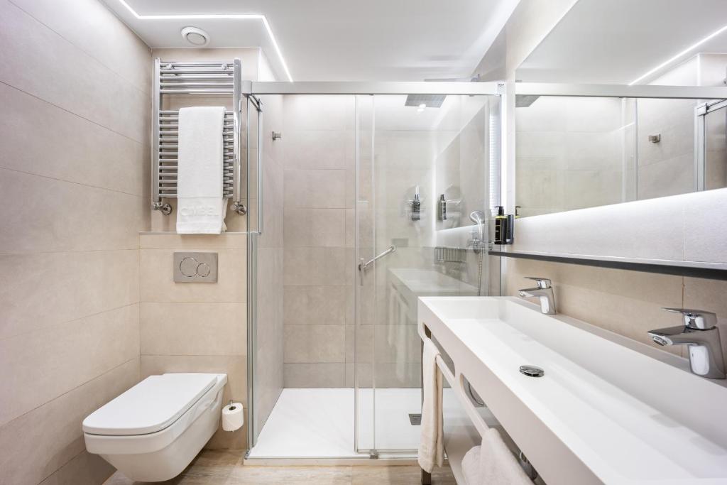 Koupelna v ubytování Hotel Cimbel