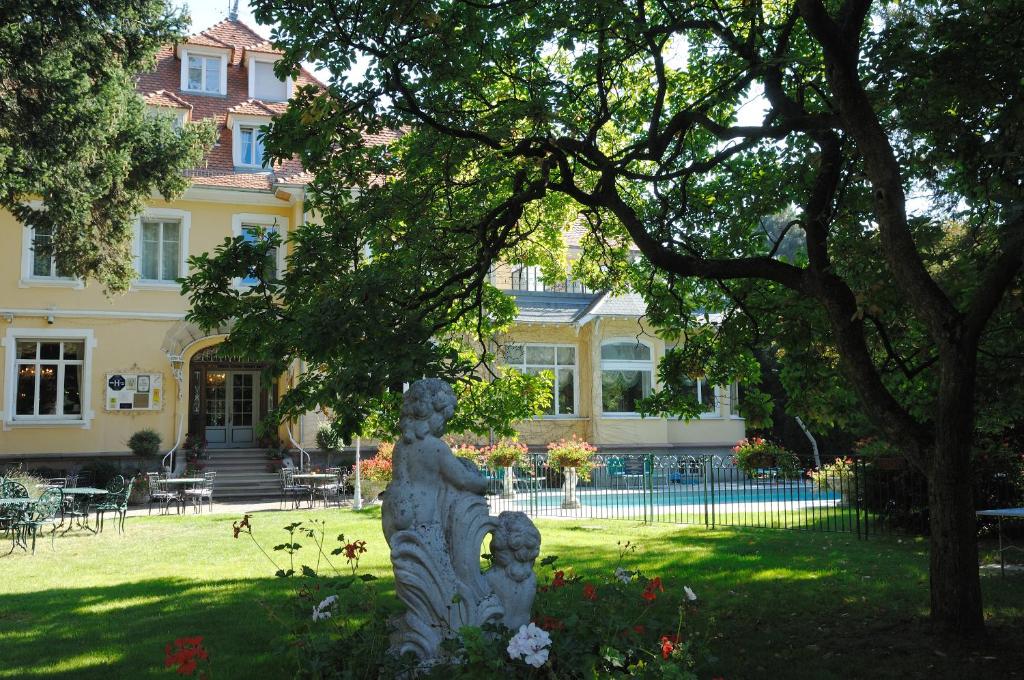 Zahrada ubytování Hotel Restaurant Du Parc