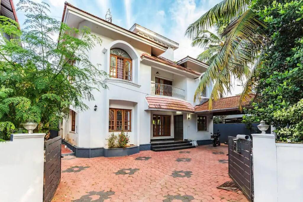 5BHK Luxury Villa, Vazhakkala Kochi, Kakkanad, Cochin Updated 2023 Prices