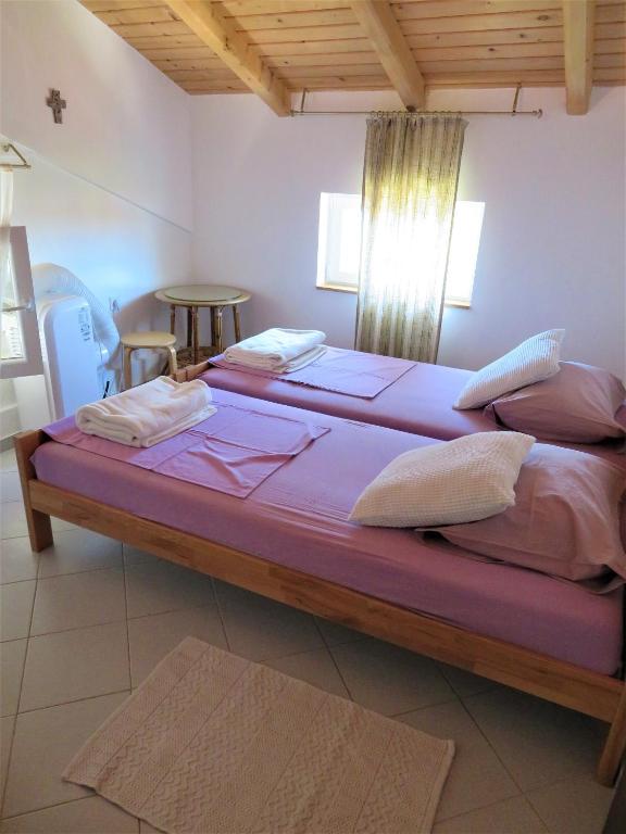 Posteľ alebo postele v izbe v ubytovaní Seaside holiday house Zdrelac, Pasman - 340