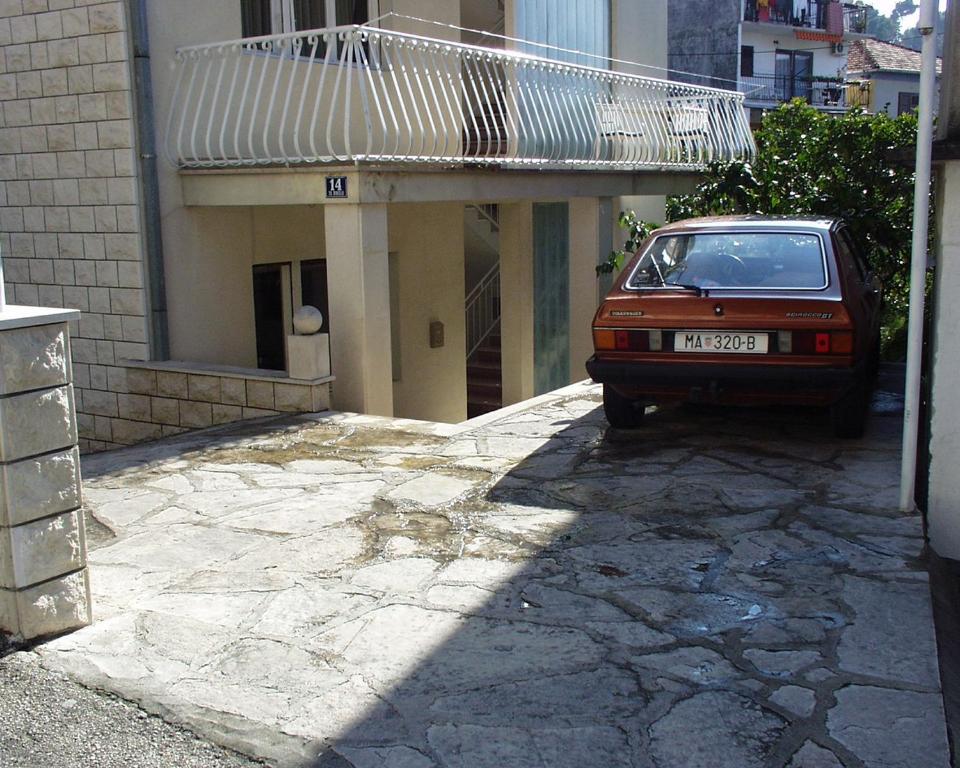 Fotografia z galérie ubytovania Apartments by the sea Podgora, Makarska - 316 v Podgore