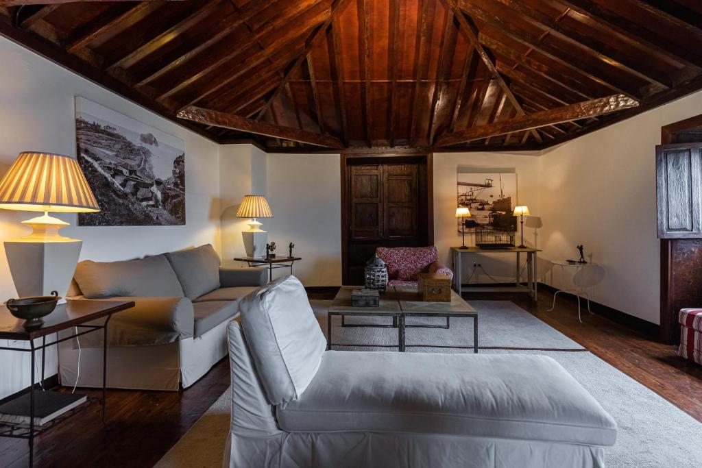 Posezení v ubytování Isla Baja Suites