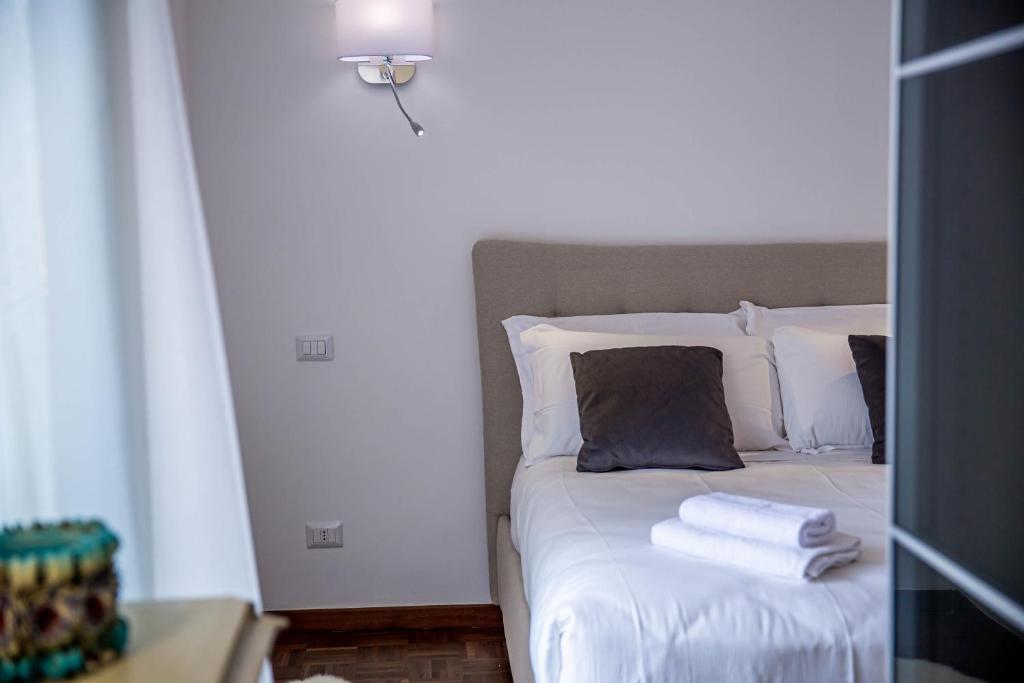 Posteľ alebo postele v izbe v ubytovaní Luxury Top Floor in Trastevere
