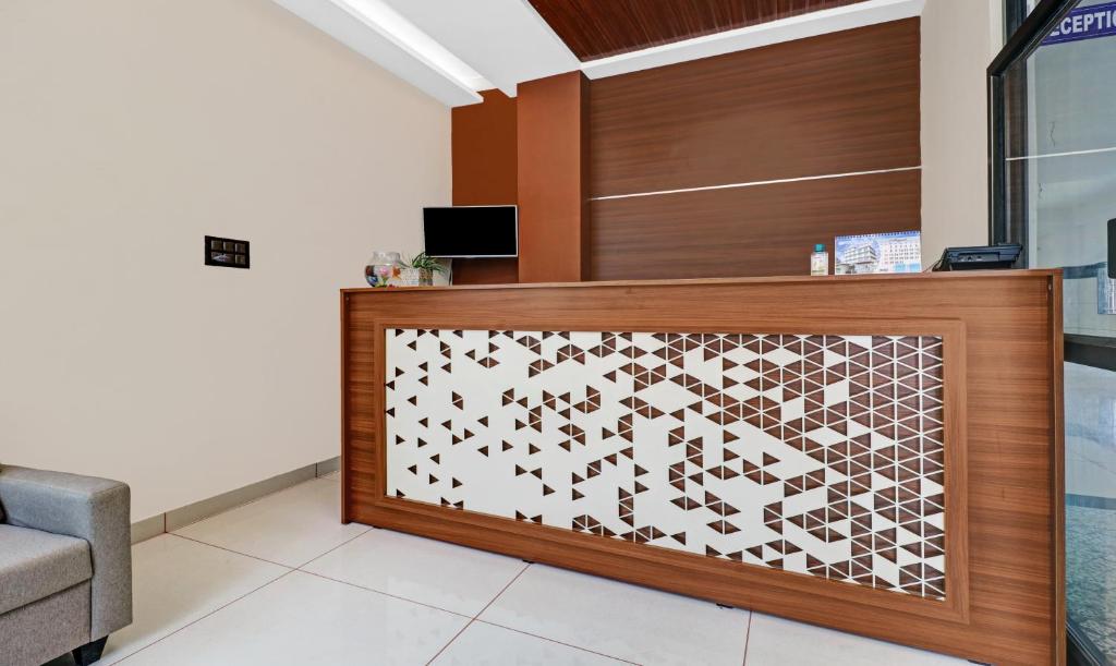 TV a/nebo společenská místnost v ubytování Hotel NRM Residency