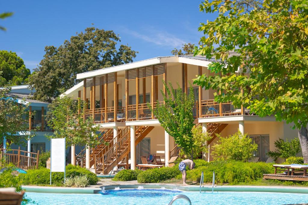 Sueno Hotels Beach Side - Standard Twin Room With Swimming Pool Access