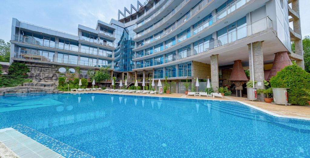 Bazén v ubytování Hotel Kamenec nebo v jeho okolí