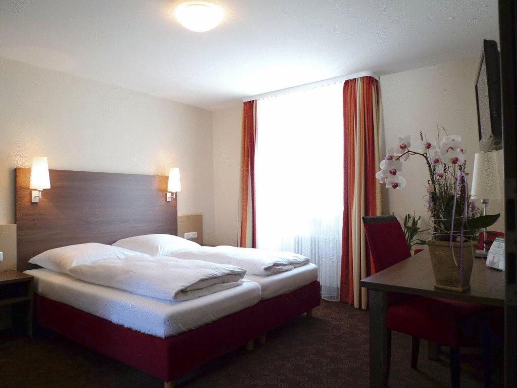 Hotel & Brauerei-Gasthof Neuwirt - Habitación Individual