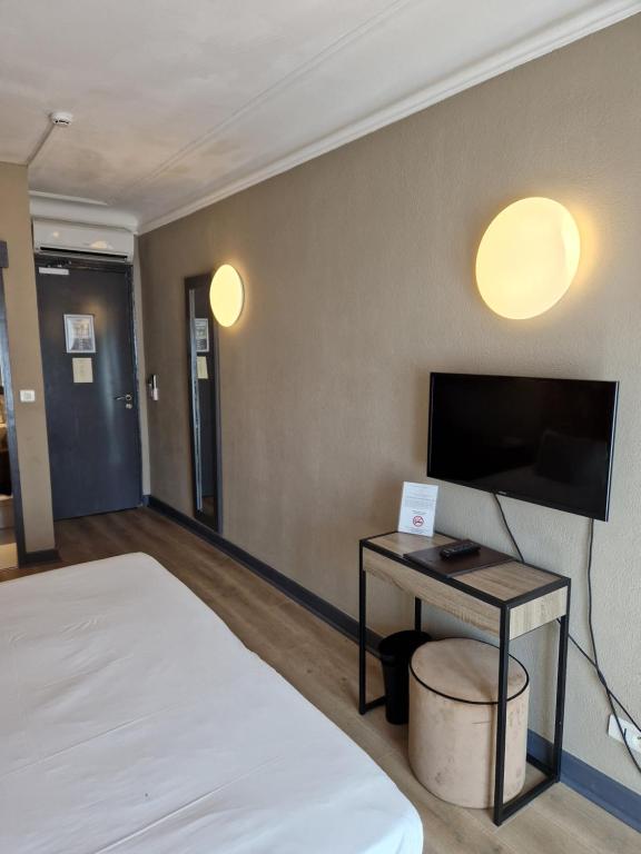 Hôtel La Villa Tosca - Resim 18